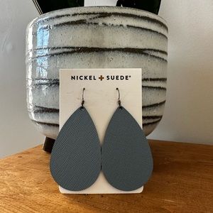 Nickel & Suede | Medium Leather Teardrop Earrings - Chambray